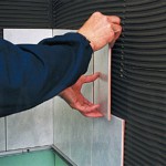 Укладка плитки на стены в ванной: видео инструкция своими руками